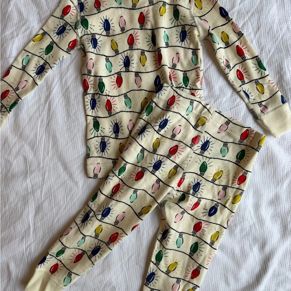 Hanna Andersson Multicolor String Lights Kids Pajamas - Picture 4 of 4